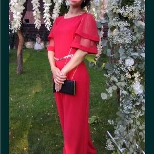 Elegant Red Maxi Dress